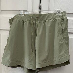 Calia Green Women's Shorts